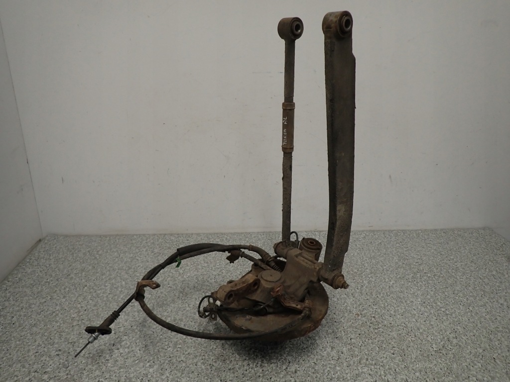 фото №1, Hyundai tucson 2.0 crdi 2wd 04- поворотный кулак задняя левая