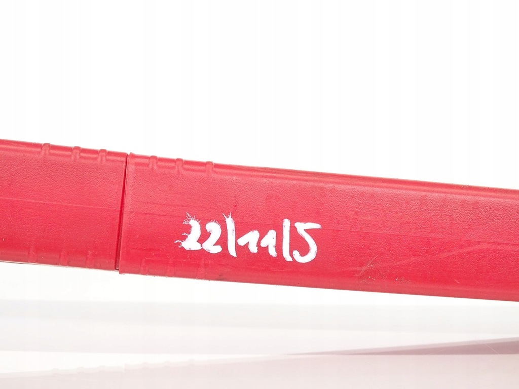 фото №13, Треугольник предупредительный audi a5 8t a4 b8 8t0860251