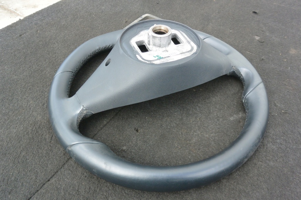 Tesla model s повітропровід шкіряний ładna 12- Недорого