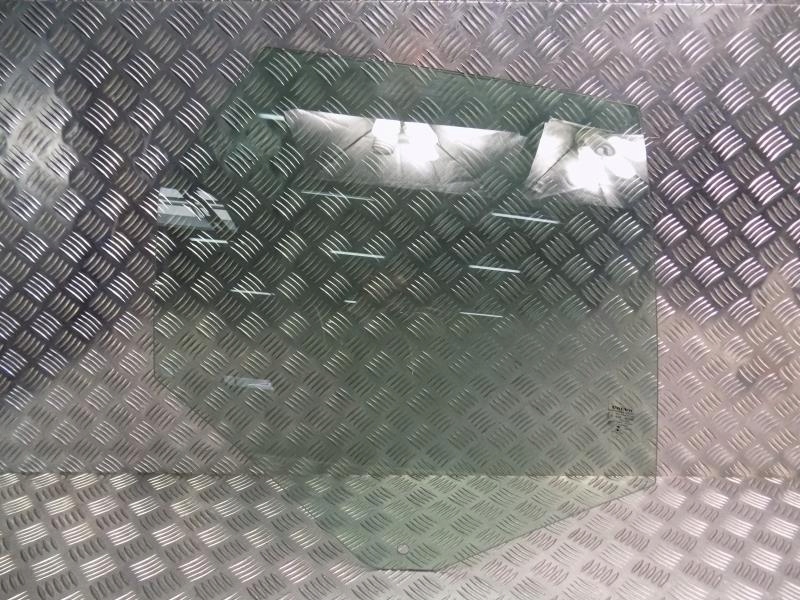 фото №1, Volvo xc60 ii стекло правая задняя 17r