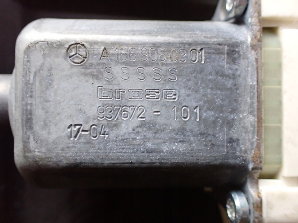 фото №12, Підйомник скло правий перед mercedes gls ii x166 3.0 17r a1669060301 9505