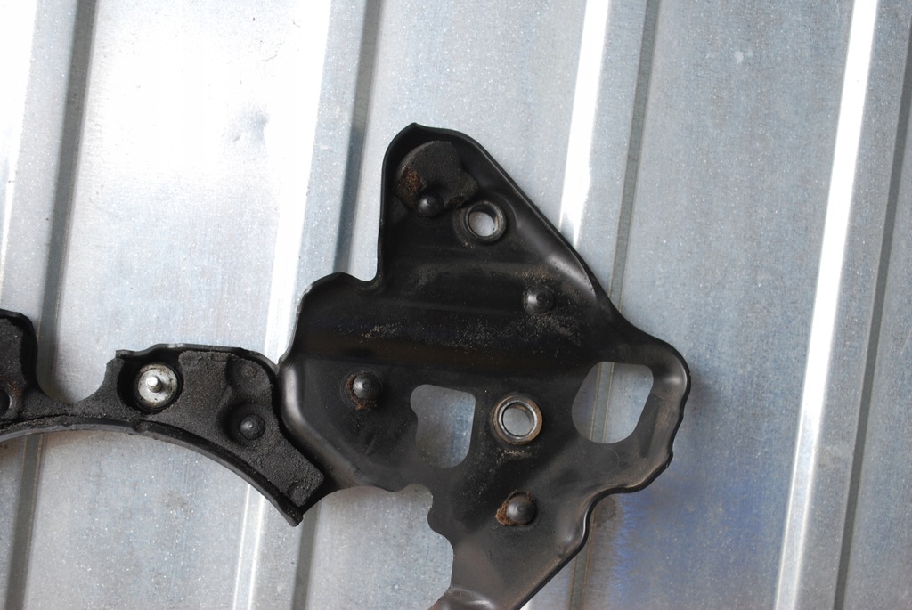 фото №10, Захист двигуна audi a8 d3 4.2 tdi 057103926b