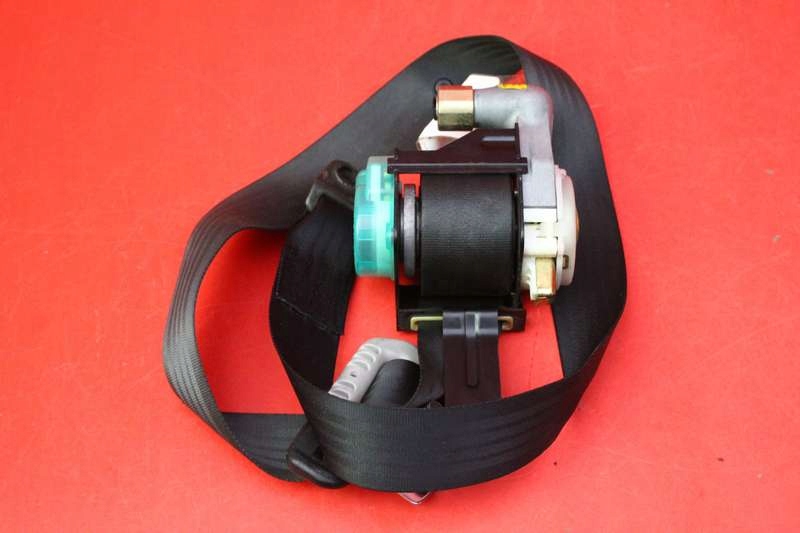 фото №1, Pas безпеки правий перед t89307 mazda 2 ii dy 03-05
