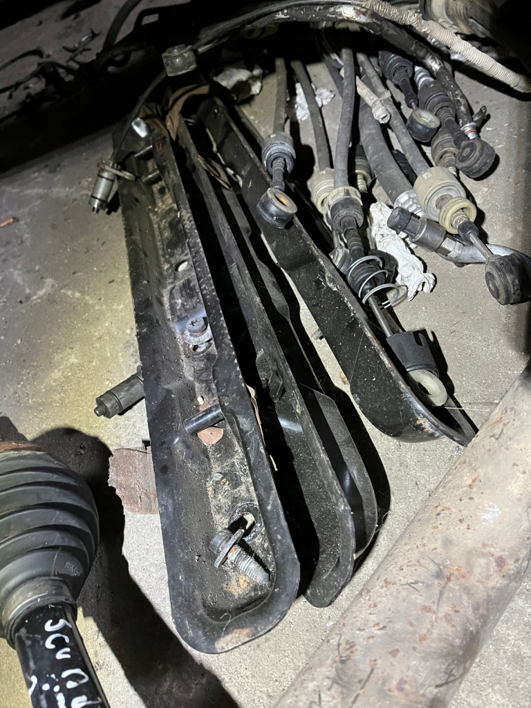 Купити Кронштейн сидіння задня expert scudo jumpy ii 07-15 rok кронштейн