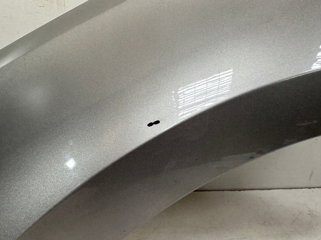 Крыло левый перед volkswagen golf vii 7 2012- дорестайлинг  цвет lb7w Цена