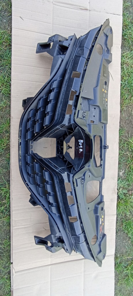 фото №1, Решётка радиатора решётка радиатора renault clio v 5 622567196r