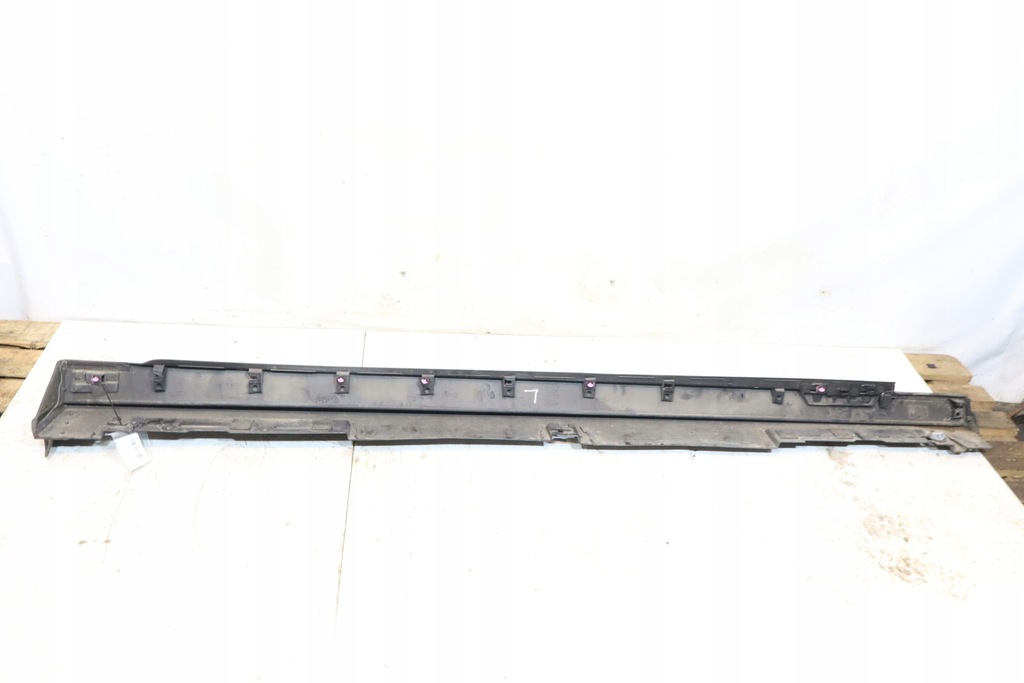 фото №8, Накладка порог левая mazda 3 iv