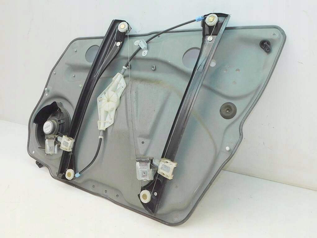 фото №9, Mercedes a w169 1.5 подъемник стекло обшивка левый p