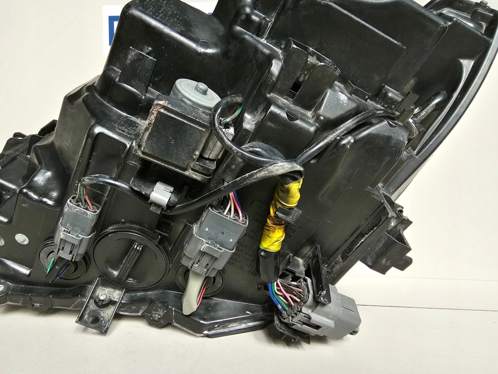 Фара передня правий праві перед mazda 6 gj рестайлінг  full led європа в Україні