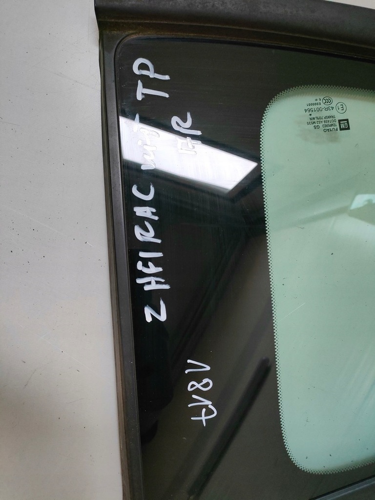 фото №7, Opel zafira c lift стекло кузовная правый задняя