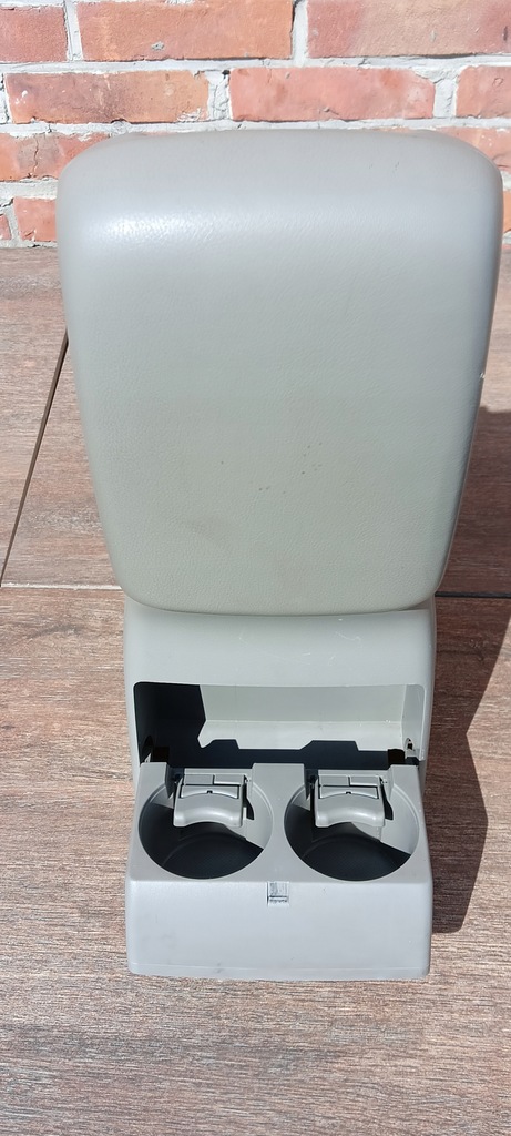 фото №10, Suzuki grand vitara ii 5-14 підлокітник