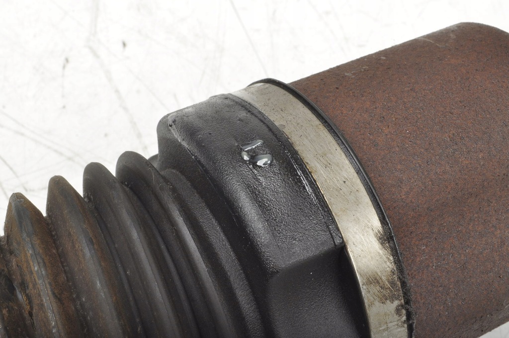 фото №5, Transit connect mk2 1.5 tdci приводной вал левая короткий