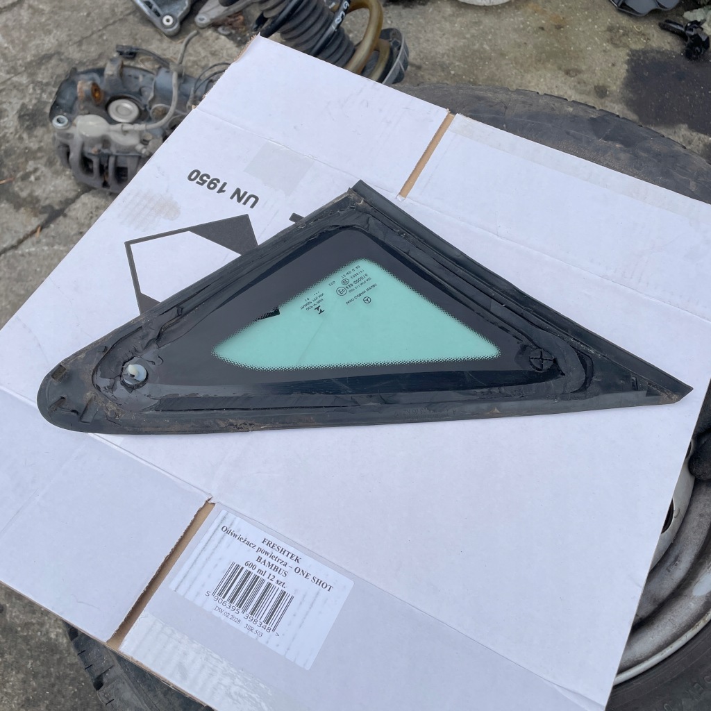 Mercedes w447 vito iii скло трикутник ліва лівий перед 2019r 19r Київ