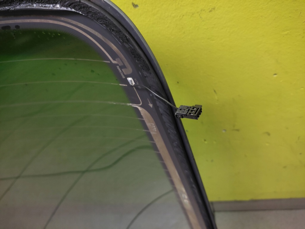 фото №4, Vw passat cc стекло задняя