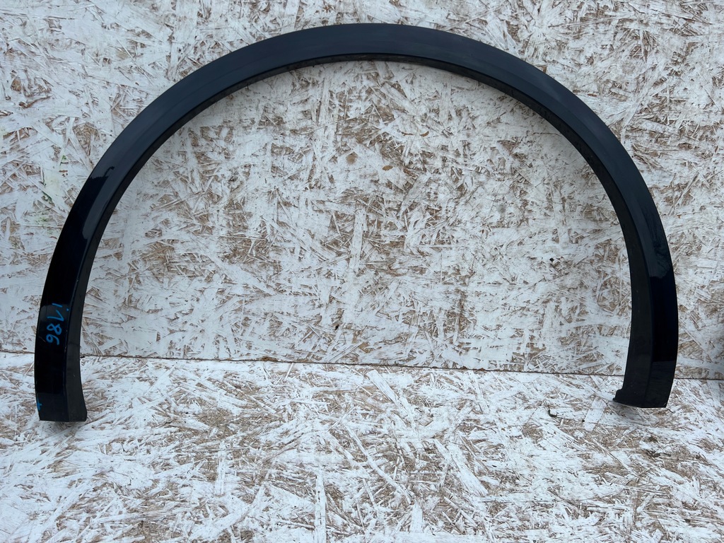 фото №1, Молдинг накладка крыла правый задняя touareg iii 3