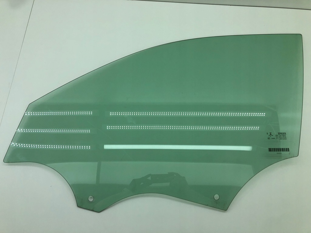 фото №1, Volvo xc40 левая стекло передних дверь 32244797