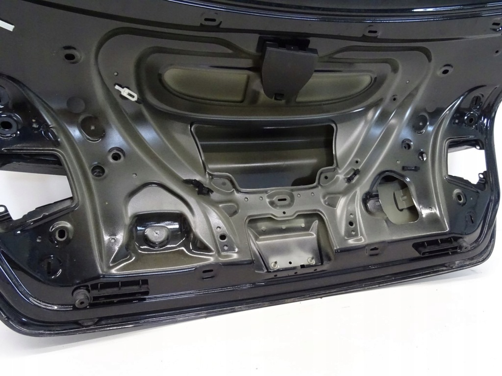 Кришка багажника задній задня audi a4 b8 рестайлінг  lz9y седан Ціна