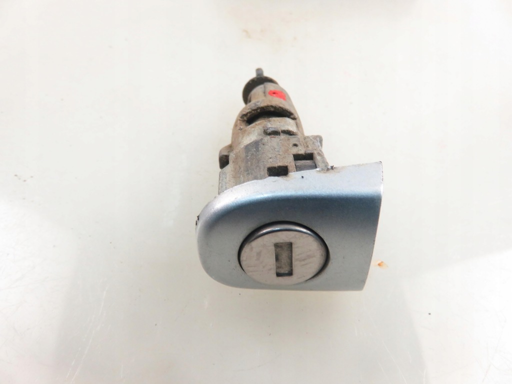 фото №9, Замок зажигания вкладыши skoda roomster 4b0905851c
