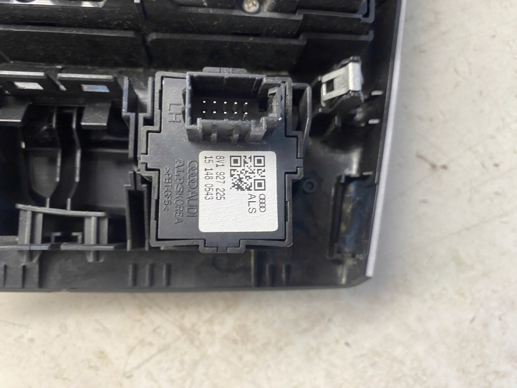 фото №13, Audi a3 8v панель керування mmi 8v0919614l