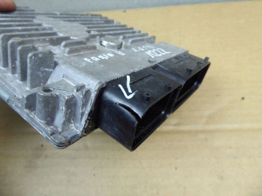 фото №3, Бортовий комп'ютер skoda fabia ii 2 03l906023ng