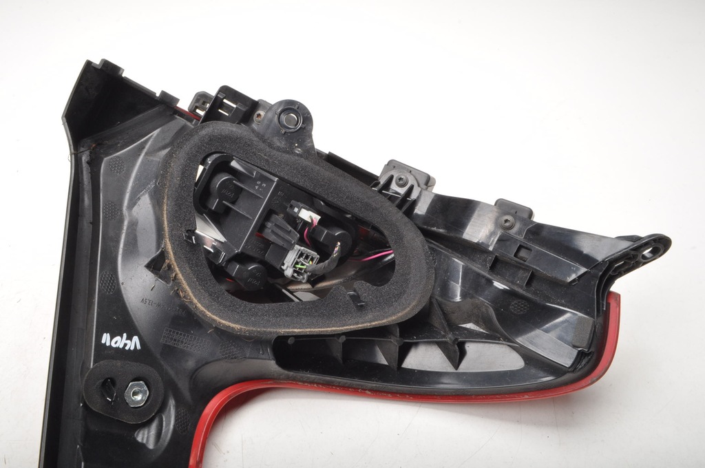 фото №10, Volvo v40 ii лампа правая задняя правый задняя 31395845