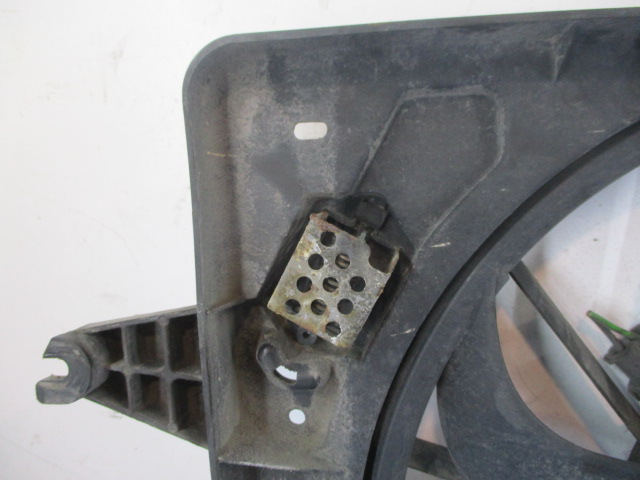 фото №6, Dacia sandero i 1.6 вентилятор радиатора bosch