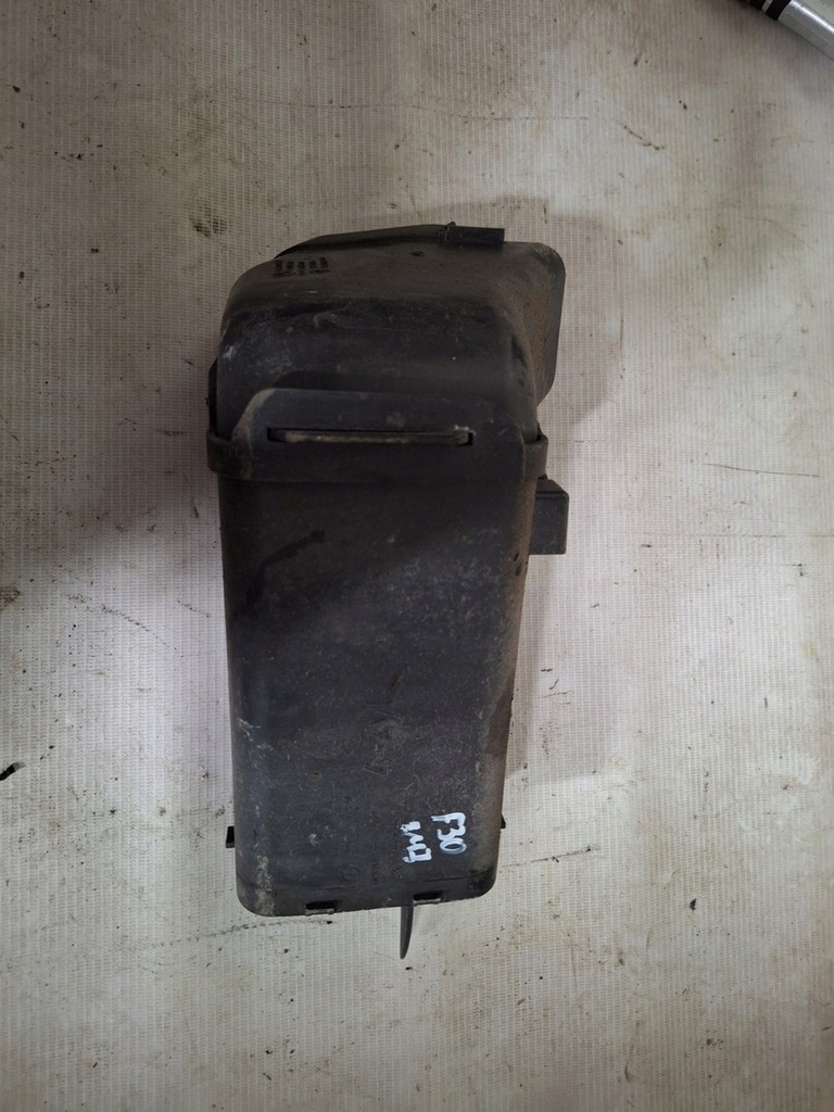 фото №1, Bmw f30 впуск канал воздуха