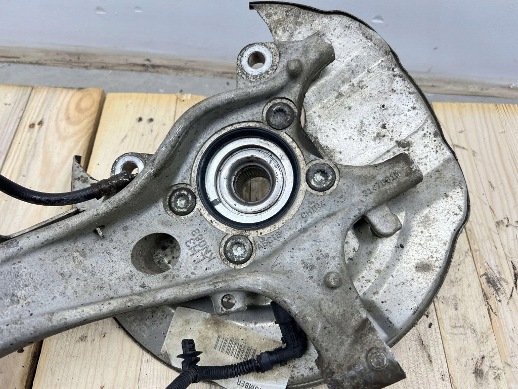 фото №5, Volvo v60 ii s60 iii 2018- 2.0 d3 поворотний кулак ліва 31476315