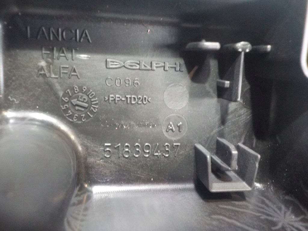 фото №5, Opel combo d 1.3 cdti 16r коробка запобіжників 51839437