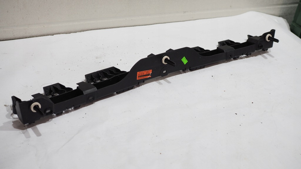 фото №1, Напрямна середній бампера задня renault clio v hb