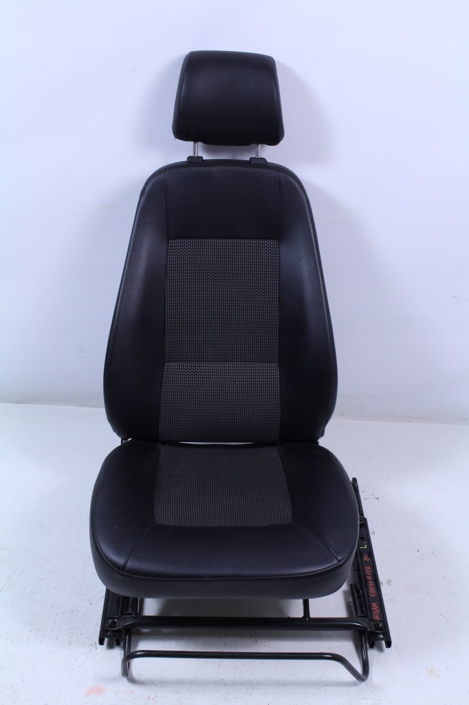 Купити Сидіння лівий aixam crossover 23r.