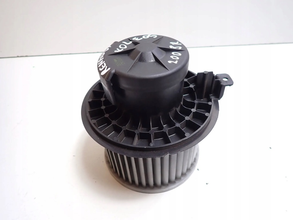 Повітродувка обдув renault koleos 2008r Ціна