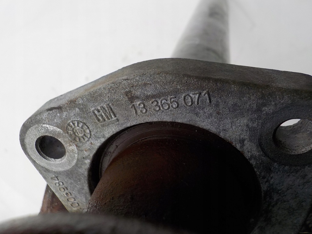 Opel mokka 1.4 turbo b14net приводной вал правая опора 13365071 Оригинал