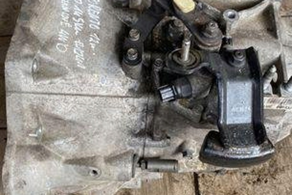 фото №9, Коробка передач передач kia sorento i jc g110200332 2.2l дизель 120kw 2012