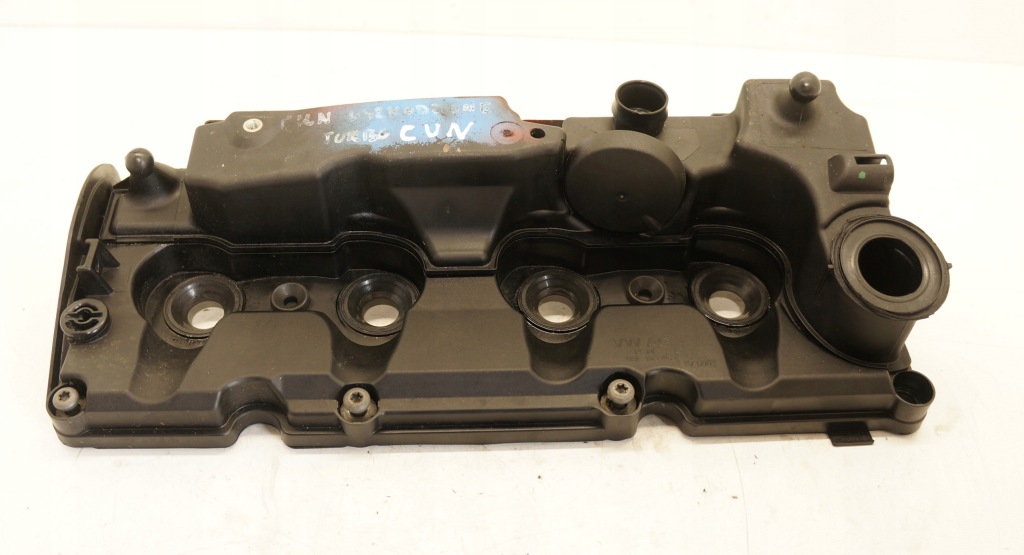 фото №1, Кришка клапанів vw golf vii t-roc passat b8 1,6 2,0 tdi 03l103469s