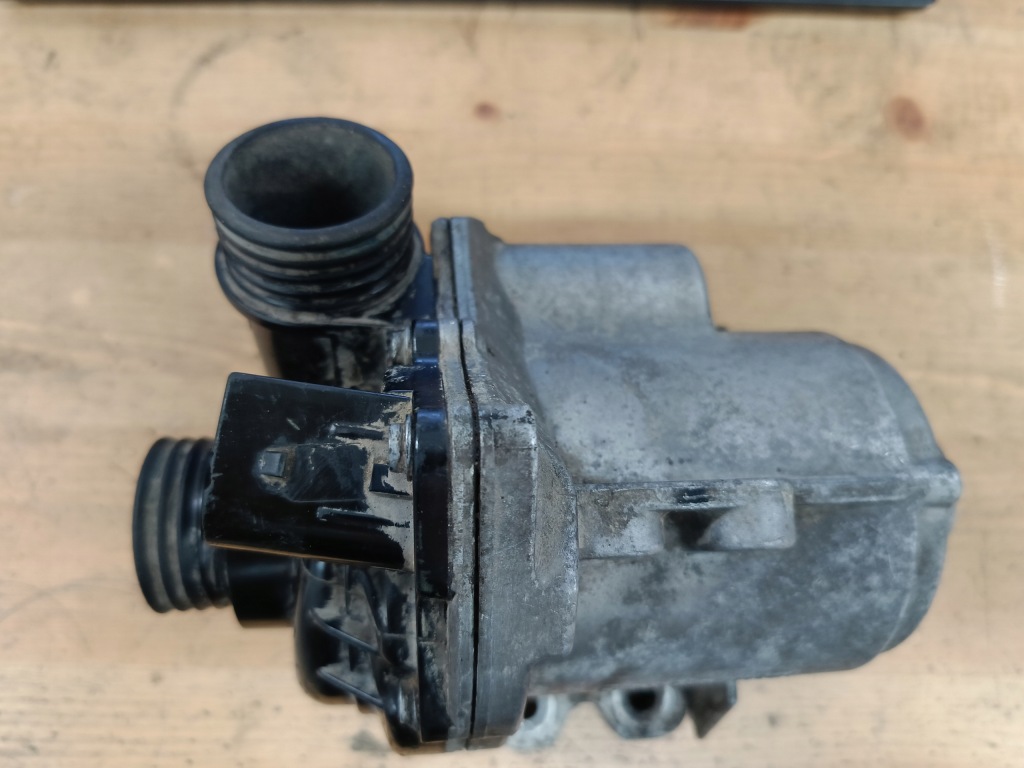 Купити Електрична насос води bmw n54 n55 5a05704