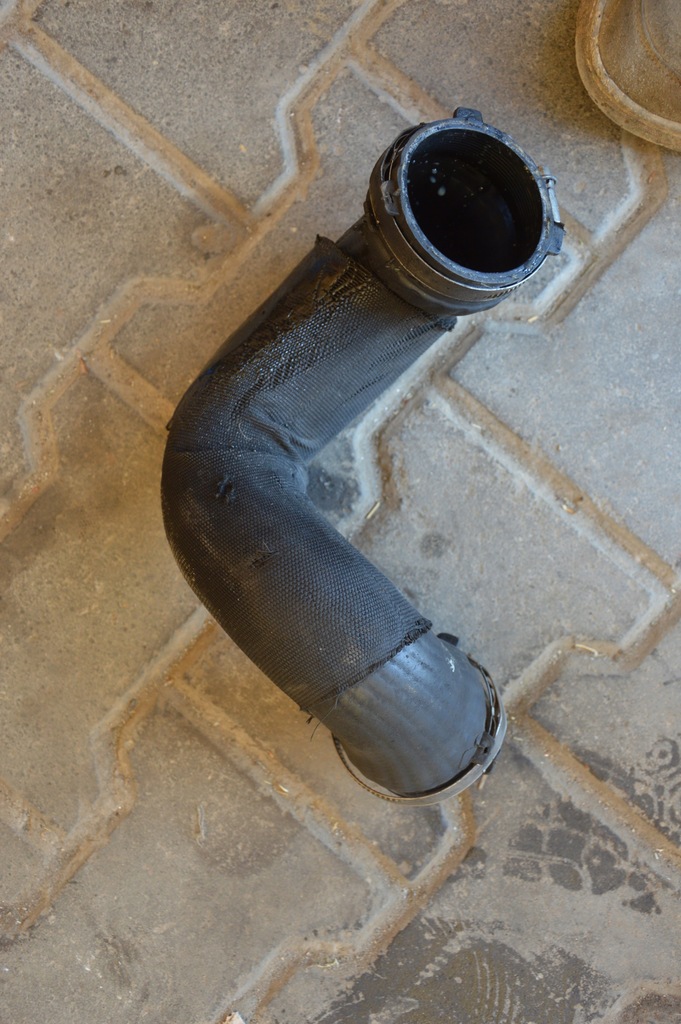 фото №1, Audi a6 c6 труба інтеркулер 4f0145737t