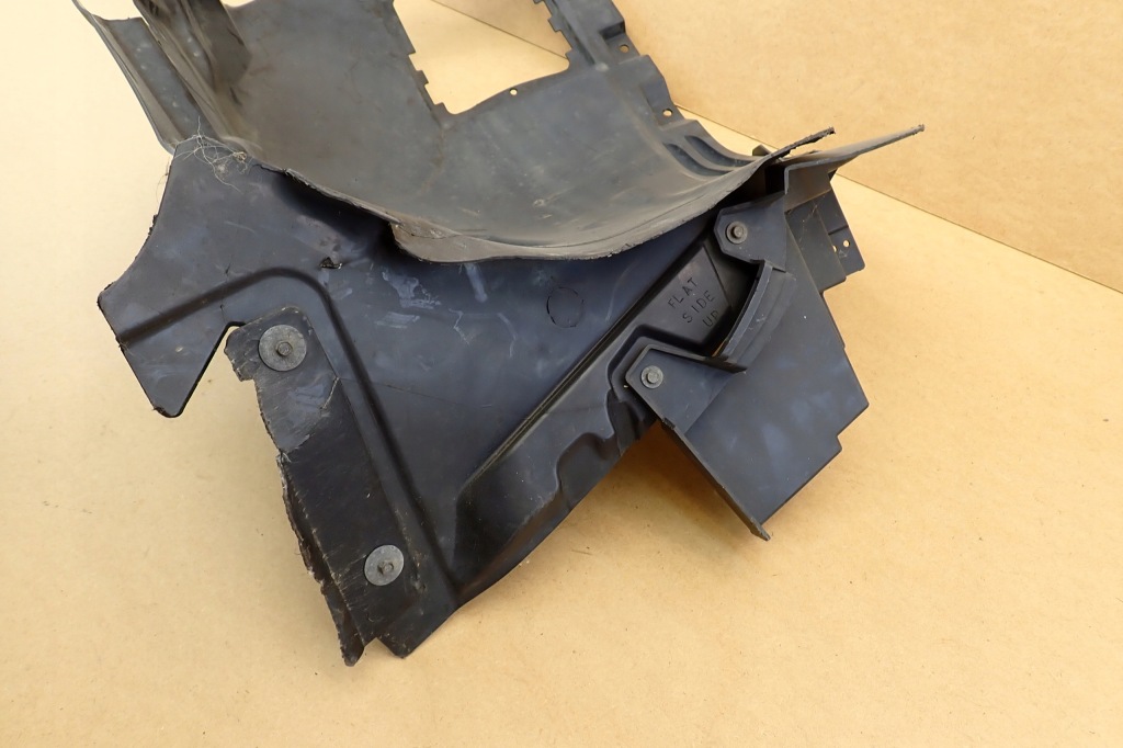 Mercedes gle w166 15- подкрылок правое перед передние a1668802905 оригинальный номер Киев