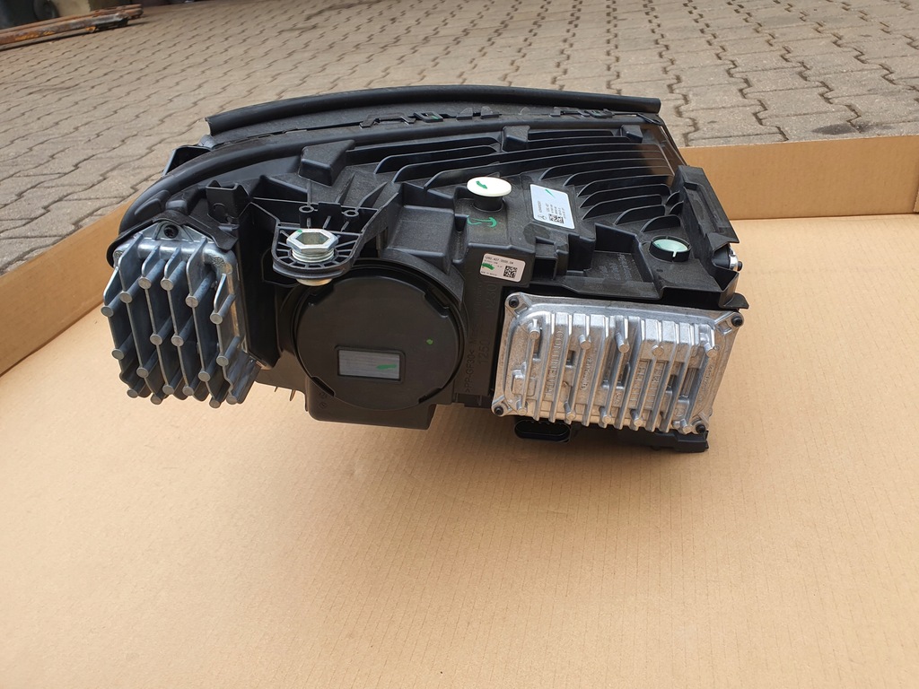 фото №14, Mercedes eqe лампа права ліва комплект digital light a2949062601 a2949062501