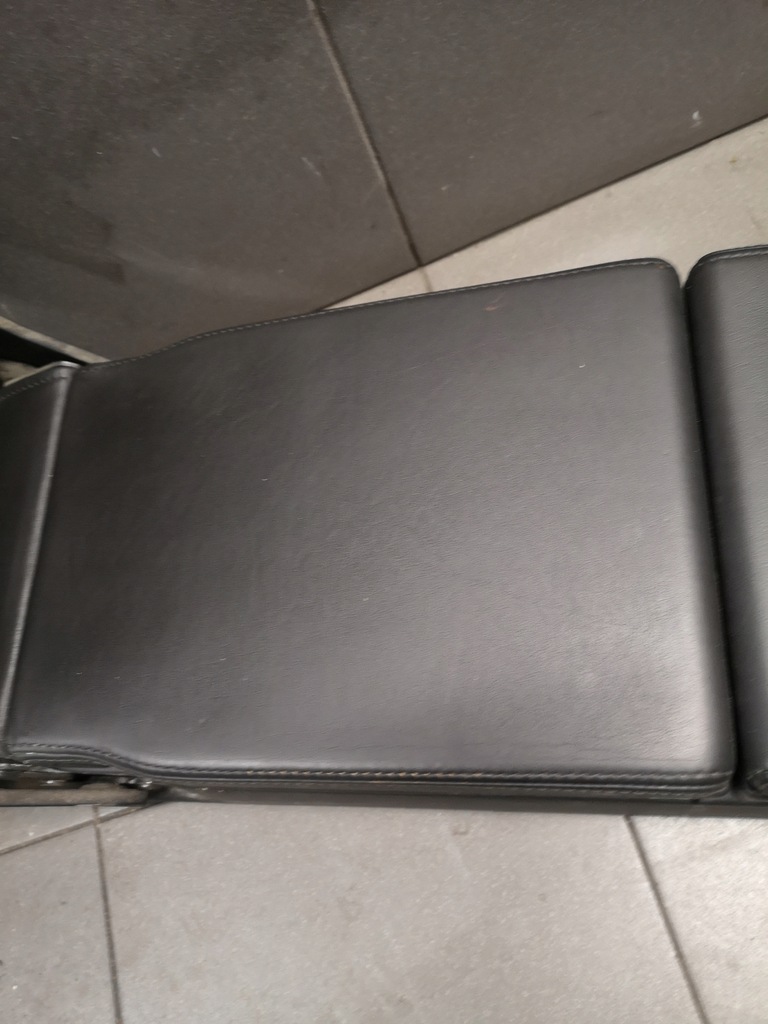 фото №8, Подлокотник средний сиденье audi a8 d2 чёрный