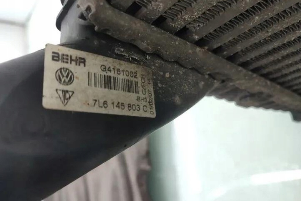 фото №7, Радіатор інтеркулер audi q7 4l 7l6145803c 3.0l дизель 171kw 2008