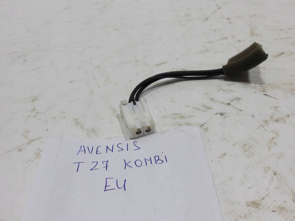 Купити Штекер колодка з'єднувач радіо toyota avensis t27