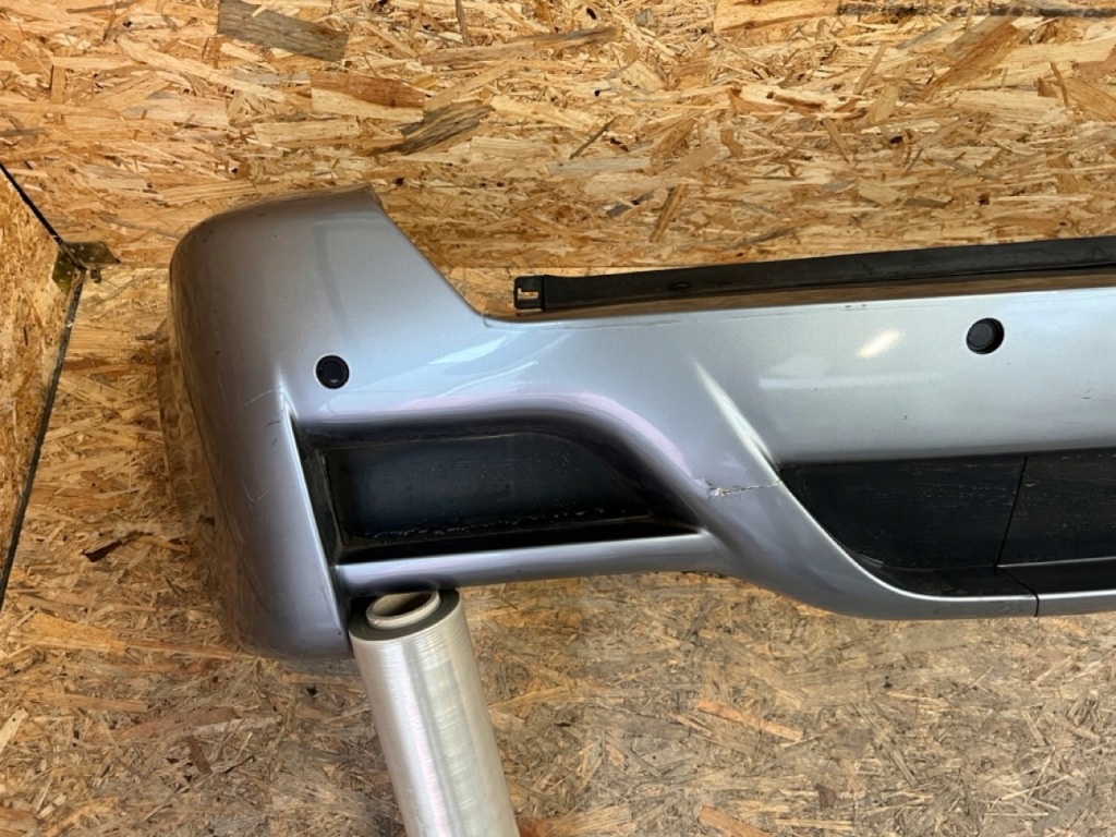 Бампер задня задній bmw x3 e83 pdc aero код лакофарбового покриття: a08/7 Недорого