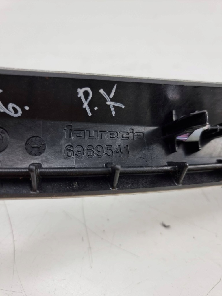 Bmw x6 e71 2009 перед сторона левая декор туннель среднего с Разборки