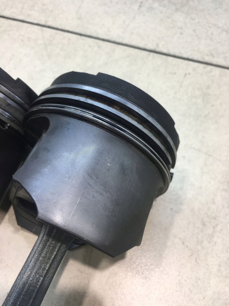 фото №11, Поршень шатун mercedes w202 2.5 d