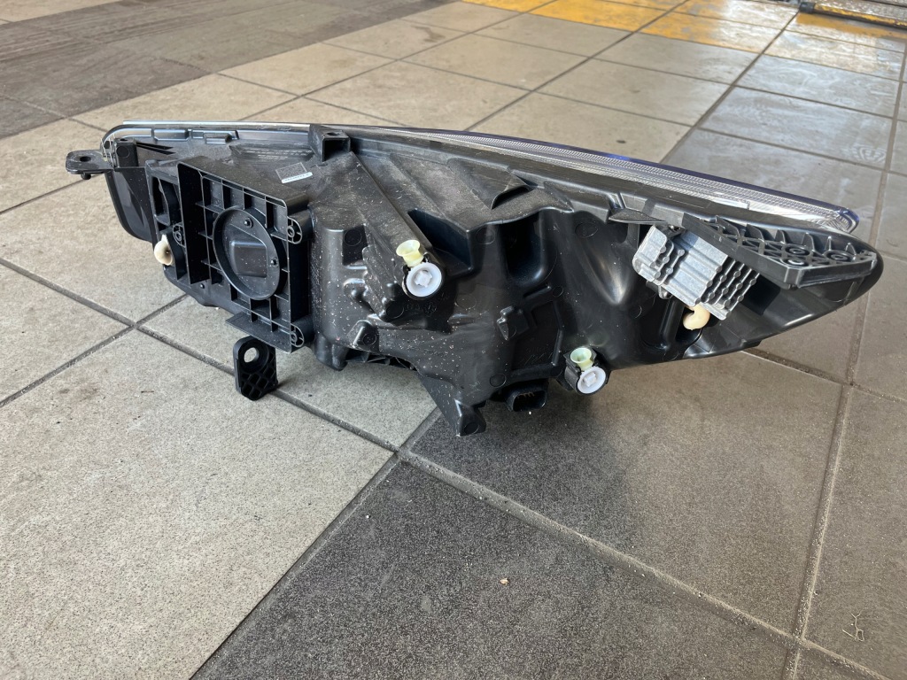 Фара правий передня ford focus mk4 iv рестайлінг  led в Україні