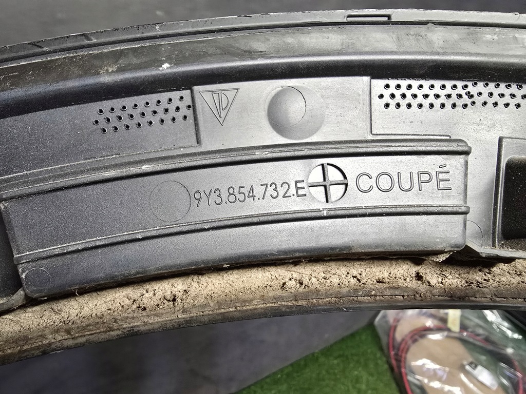 фото №7, Молдинг крила права задня porsche cayenne 9y3 coupe 9y3854732e