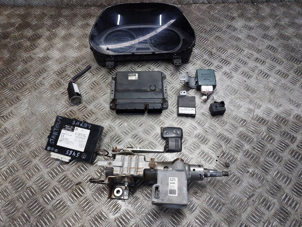 фото №1, Набір стартовий lexus is ii 220d 89661-53701 83800-53640