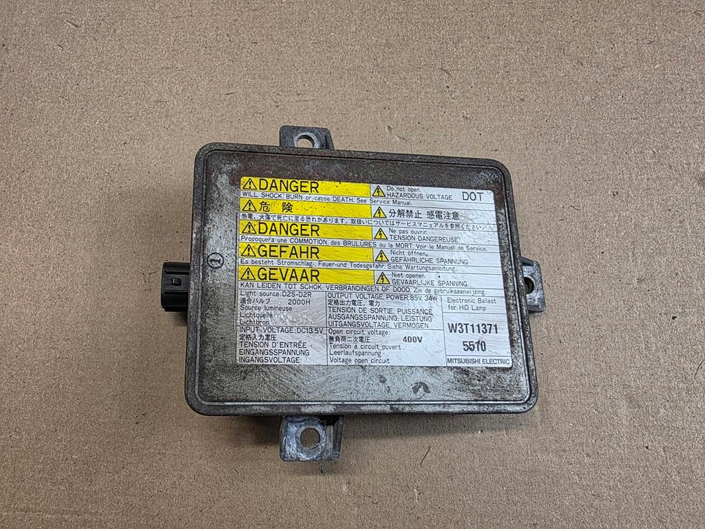 фото №1, Преобразователь ксенон mazda w3t11371 26