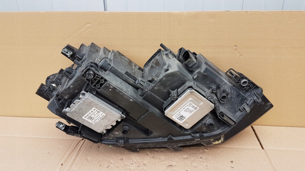 фото №16, Лампа перед ліва vw touran iii full led